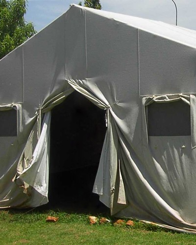 Изготавливаем солдатские палатки в Севастополе вместимостью <strong>до 70 человек</strong>